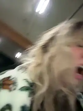 Snapshot of M1ssyk1ssy chatting on December 29, 9:09 pm M1ssyk1ssy online show from December 29, 9:09 pm