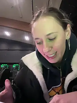 Snapshot of M1ssyk1ssy chatting on January 2, 10:33 pm M1ssyk1ssy online show from January 2, 10:33 pm