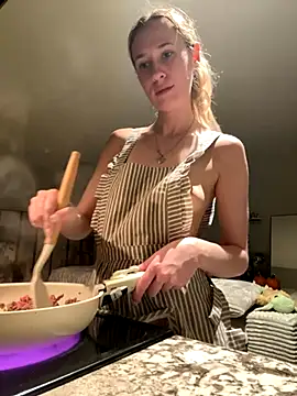 M1ssyk1ssy online show from November 14, 2:15 am