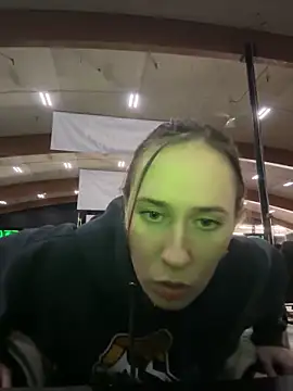 Snapshot of M1ssyk1ssy chatting on January 31, 10:52 pm M1ssyk1ssy online show from January 31, 10:52 pm