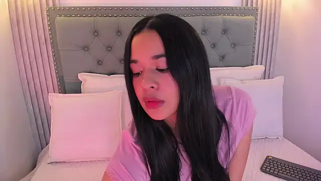 Aitana98  online show from March 22, 1:54 am