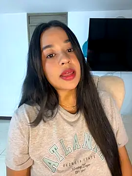 Aitana98  online show from November 18, 1:21 am