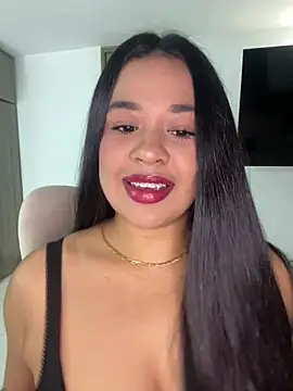 Aitana98  online show from April 18, 1:30 am