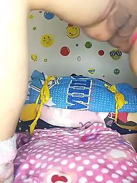 Snapshot of connie-big_hot-pussy chatting on February 8, 4:25 pm connie-big hot-pussy online show from February 8, 4:25 pm