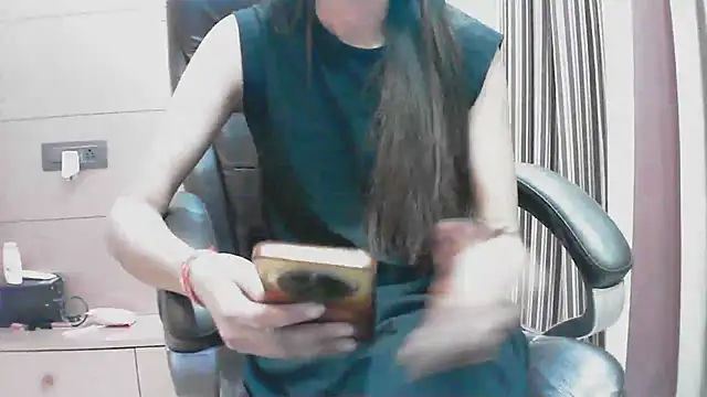 collage hoty online show from September 25, 8:15 pm