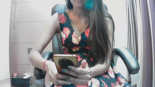 collage hoty online show from October 11, 4:41 pm