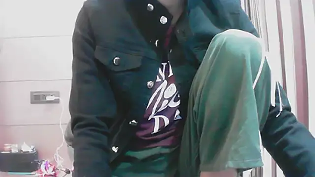 collage hoty online show from November 18, 4:43 pm