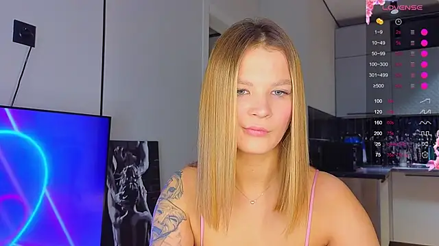 Snapshot of sugar_babyy0 chatting on September 30, 1:00 am sugar babyy0 online show from September 30, 1:00 am