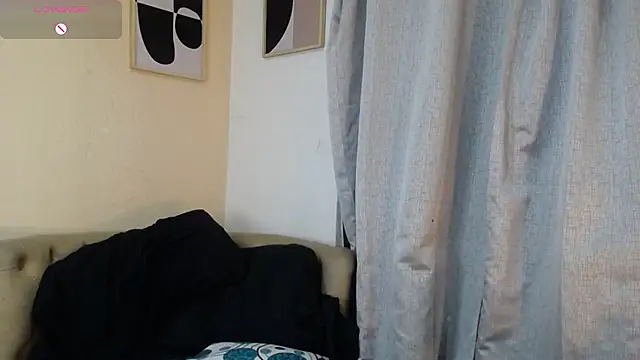 camilawm19 online show from January 10, 3:57 am