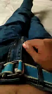 Snapshot of MDALAMIN007 chatting on December 4, 7:55 am MDALAMIN007 online show from December 4, 7:55 am