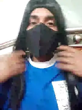 Snapshot of MDALAMIN007 chatting on December 31, 8:15 am MDALAMIN007 online show from December 31, 8:15 am