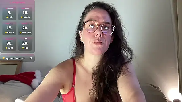 MilkyHoneyLullabies online show from December 4, 9:52 am