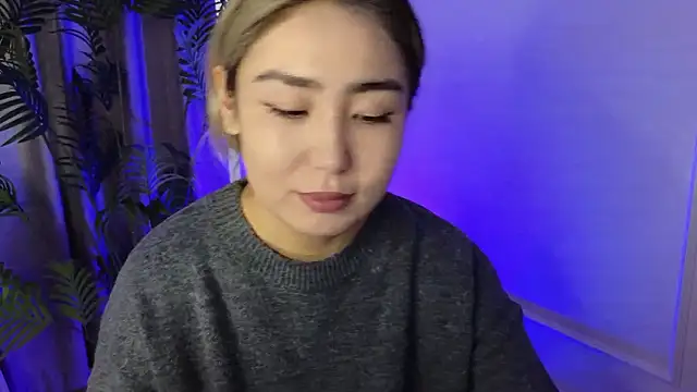 Deiri Delightful online show from December 4, 5:43 am