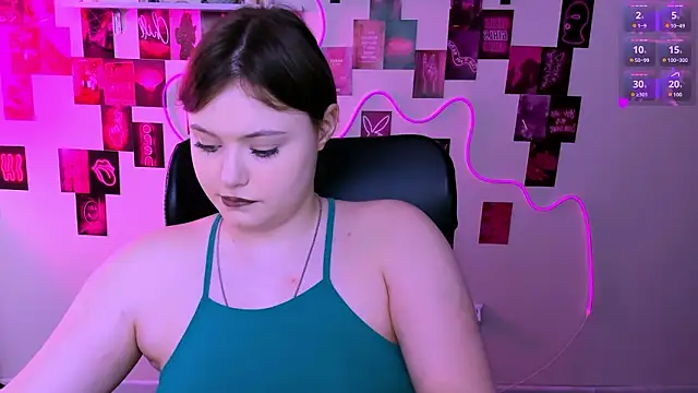 nikole kitt online show from March 12, 7:51 pm