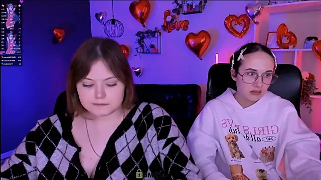 nikole kitt online show from March 8, 2:04 am