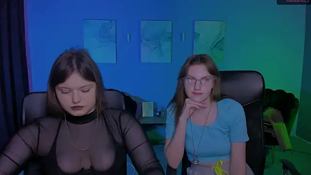 nikole kitt online show from March 26, 7:56 pm