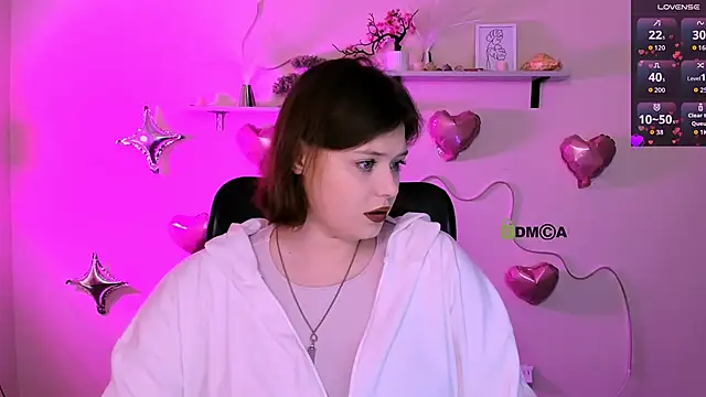 nikole kitt online show from February 16, 7:56 pm