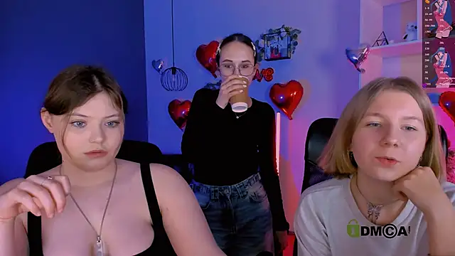 nikole kitt online show from February 24, 7:59 pm