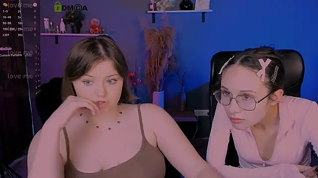 nikole kitt online show from October 19, 7:16 pm