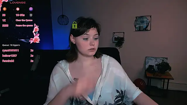 Snapshot of nikole_kitt chatting on March 8, 6:54 am nikole kitt online show from March 8, 6:54 am