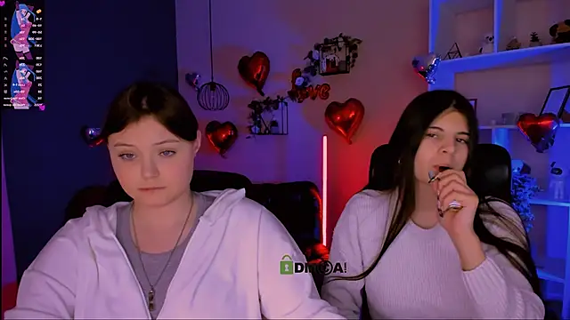 nikole kitt online show from February 20, 8:00 pm