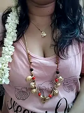 gaurika18 online show from March 18, 7:01 am