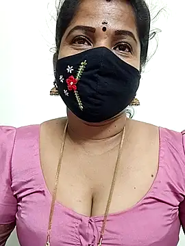 Snapshot of gaurika18 chatting on May 8, 7:28 pm gaurika18 online show from May 8, 7:28 pm