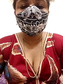 Snapshot of gaurika18 chatting on March 2, 12:01 pm gaurika18 online show from March 2, 12:01 pm