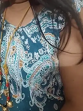 Snapshot of gaurika18 chatting on December 21, 4:19 pm gaurika18 online show from December 21, 4:19 pm