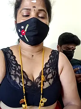 Snapshot of gaurika18 chatting on June 6, 5:34 am gaurika18 online show from June 6, 5:34 am