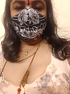 gaurika18 online show from September 24, 1:06 pm