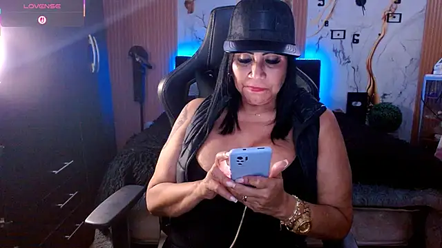 Demion prince online show from June 7, 8:08 am