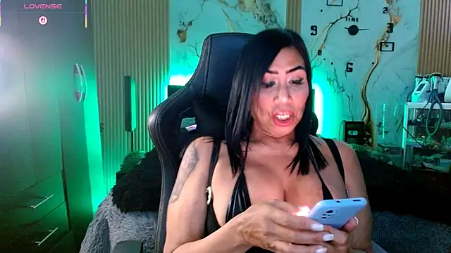 Demion prince online show from April 19, 1:17 am