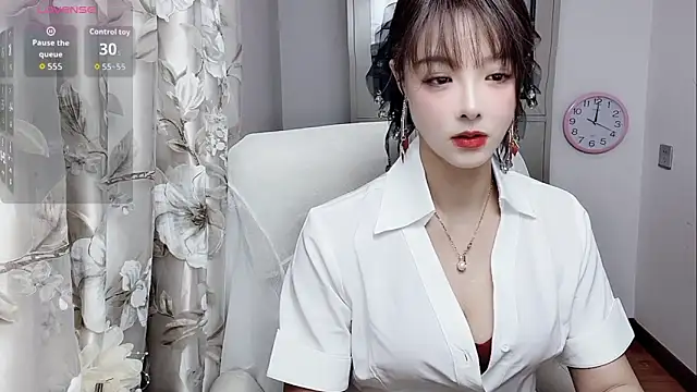 Snapshot of NINIbaby-99 chatting on November 13, 4:00 pm NINIbaby-99 online show from November 13, 4:00 pm