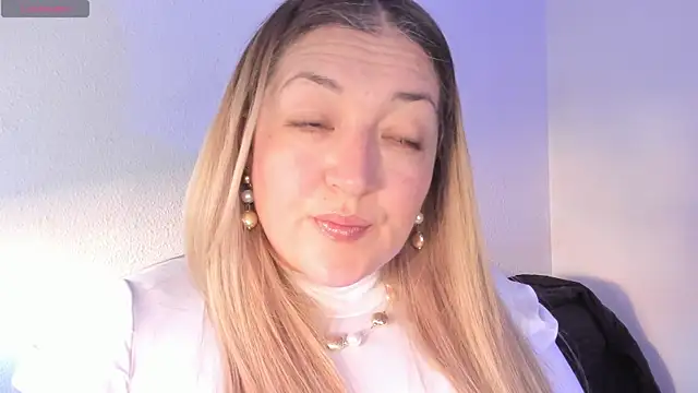 Naty Mature  online show from May 20, 5:32 pm