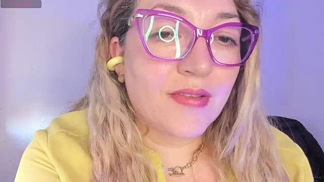 Naty Mature  online show from May 23, 7:02 pm