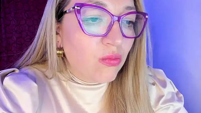 Naty Mature  online show from September 13, 12:21 am