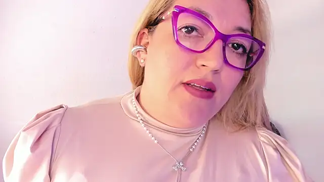 Naty Mature  online show from October 20, 9:43 am