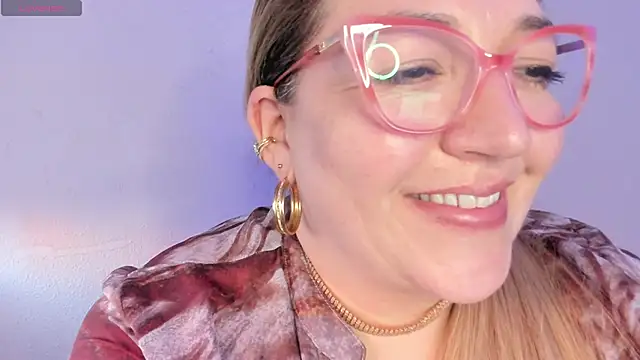 Naty Mature  online show from April 4, 6:25 pm