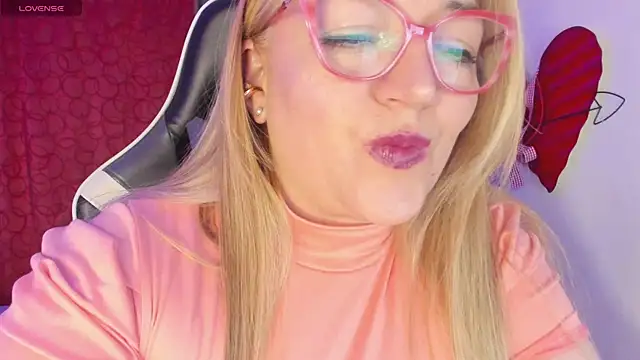 Naty Mature  online show from March 22, 2:37 am