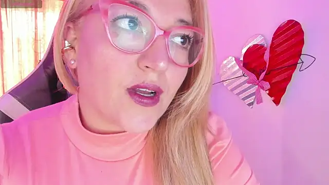 Naty Mature  online show from March 21, 5:34 pm