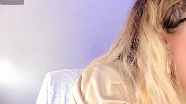 Naty Mature  online show from April 23, 5:25 pm