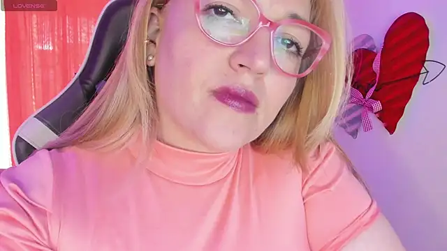 Naty Mature  online show from March 21, 8:50 pm