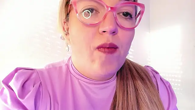 Naty Mature  online show from November 20, 8:48 am