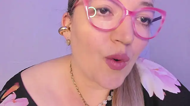 Naty Mature  online show from November 5, 5:16 pm