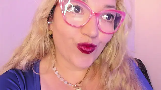 Naty Mature  online show from October 27, 5:14 pm