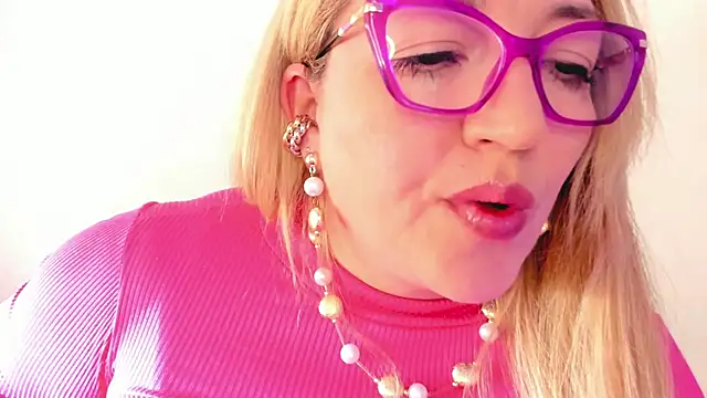 Naty Mature  online show from October 21, 9:52 am