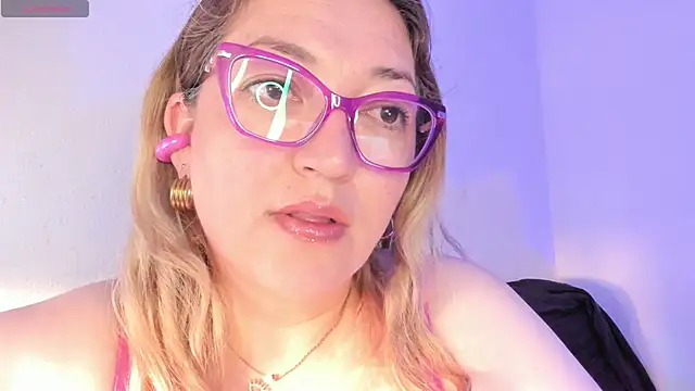 Naty Mature  online show from June 4, 6:34 pm