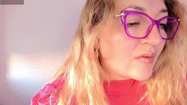 Naty Mature  online show from May 8, 6:23 pm