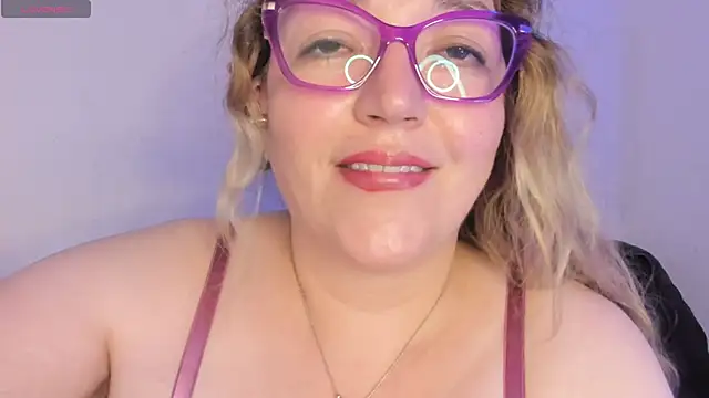 Naty Mature  online show from June 21, 7:30 pm